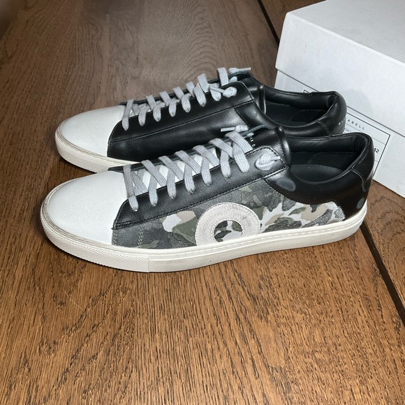 Oliver Cabell Low 1 in Camo - Picture 3 of 7